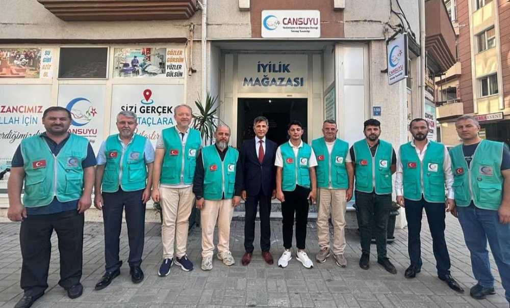 Kaymakam Erten, İyilik Mağazasını Ziyaret Etti