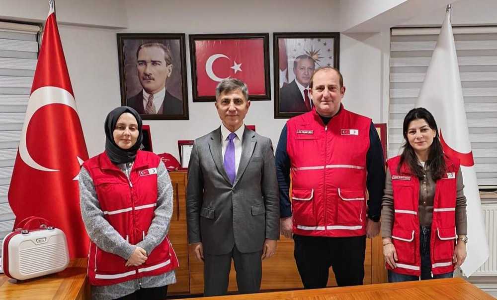 Kaymakam Erten Kızılay'ı Ziyaret Etti