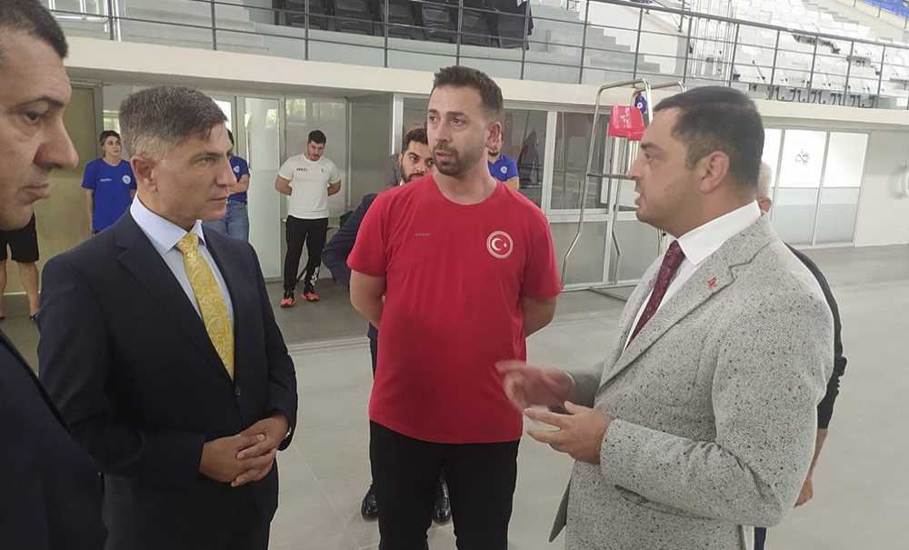 Kaymakam Erten, Yüzme Havuzunu Ziyaret Etti