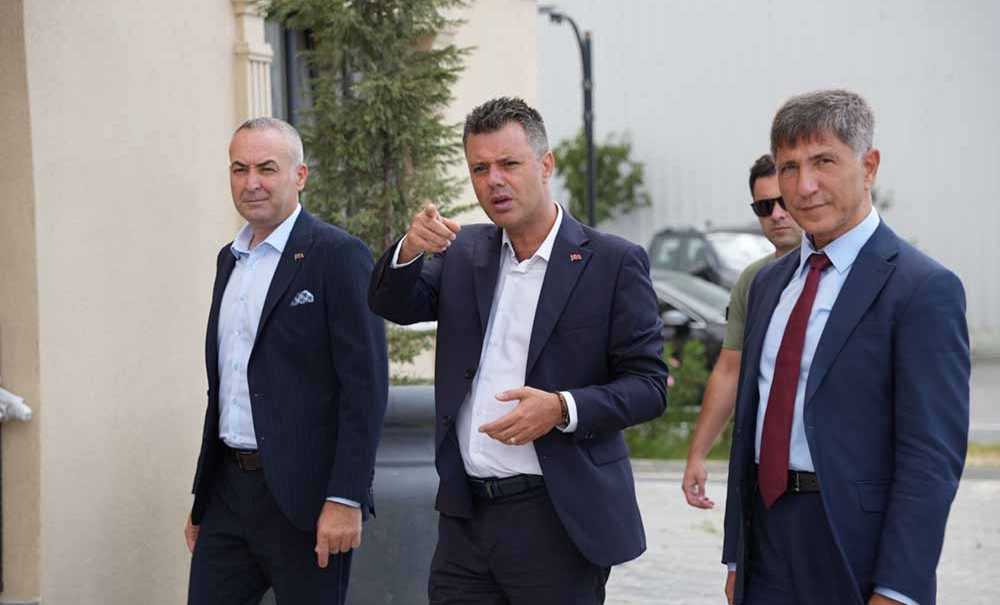 Kaymakam Erten'e Belediye Tesislerini Tanıttı