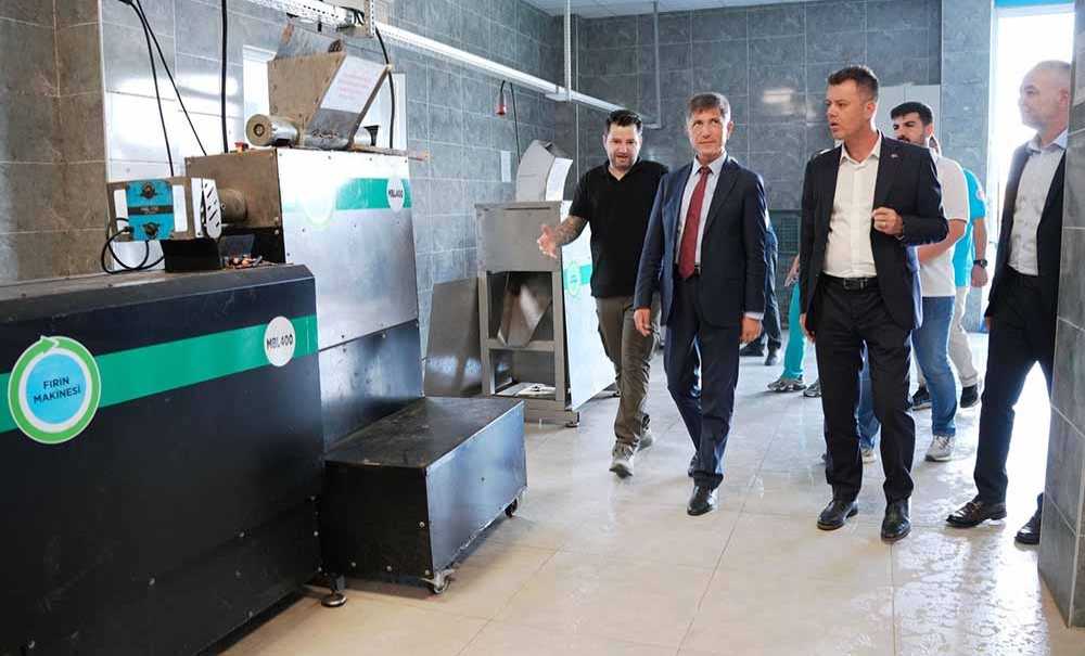 Kaymakam Erten'e Belediye Tesislerini Tanıttı