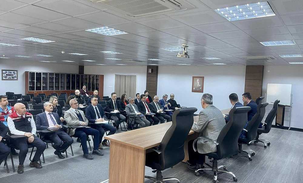 Kaymakamlıkta Kurum Amirleriyle Toplantı Yapıldı