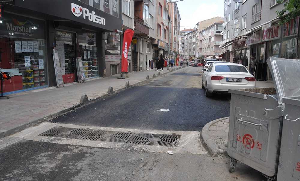 Kazılan Yolun Asfaltı Atıldı