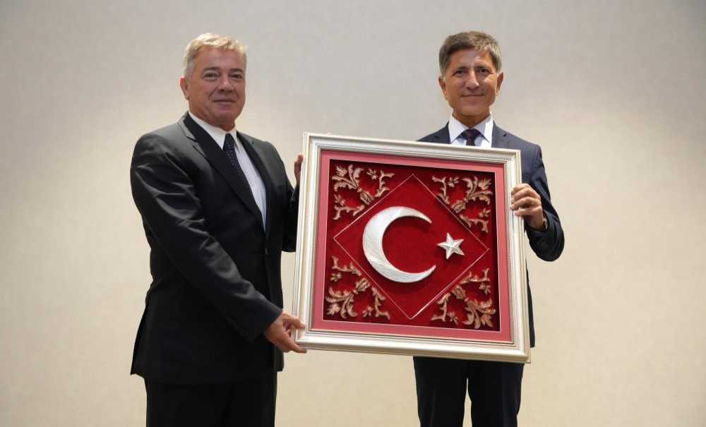 Komutanlara Veda Yemeği Düzenlendi