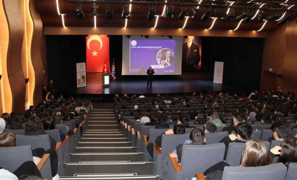 Konferansta ‘Yapay Zeka Ve İnsanlığın Geleceği' Konuşuldu