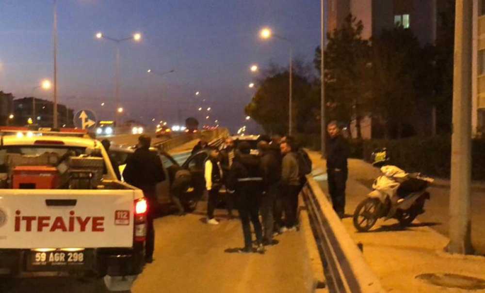 Köprülü Kavşakta Kaza: 1 Kişi Yaralandı