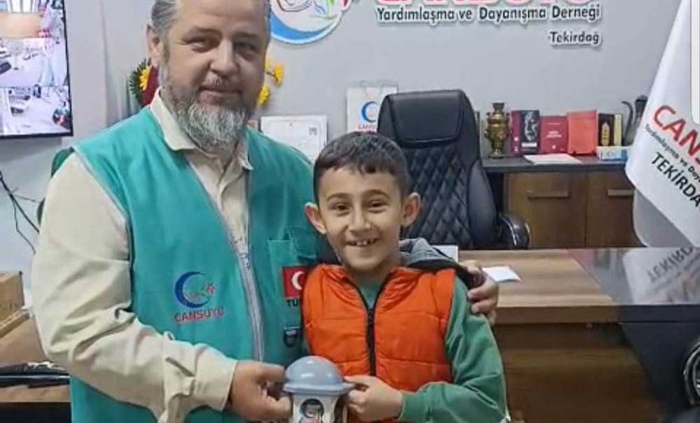 Kumbaralarını Gazzeli Kardeşleri İçin Bağışladılar