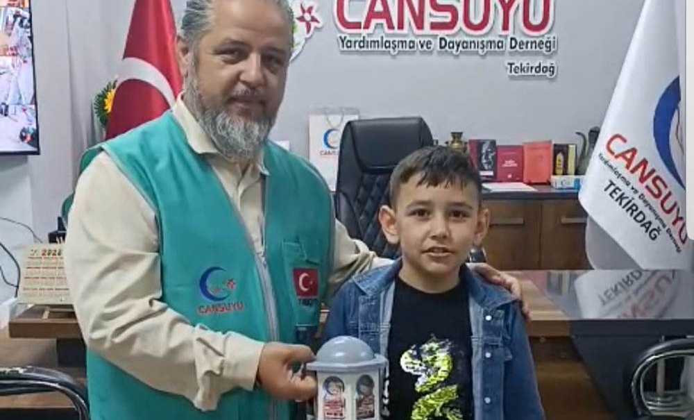 Kumbaralarını Gazzeli Kardeşleri İçin Bağışladılar