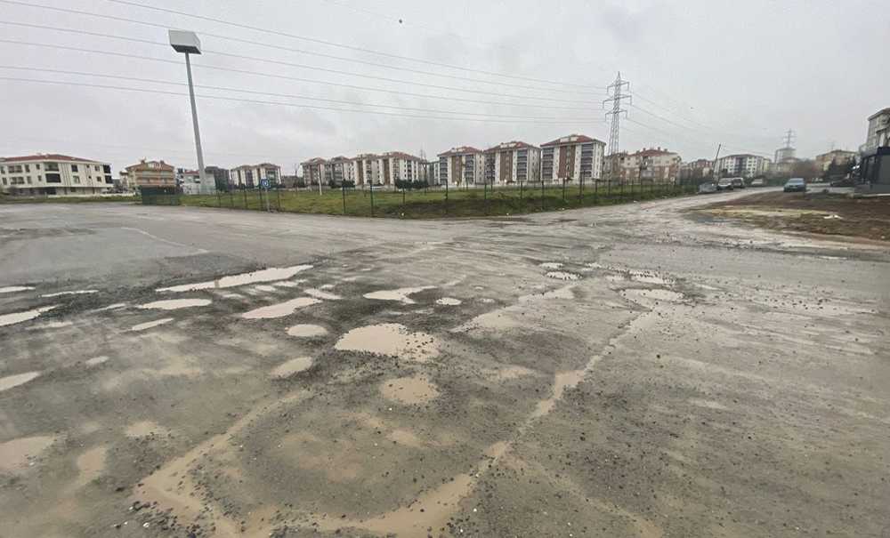 Kumru Caddesi Allah'a Emanet!