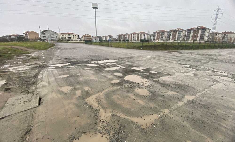Kumru Caddesi Allah'a Emanet!