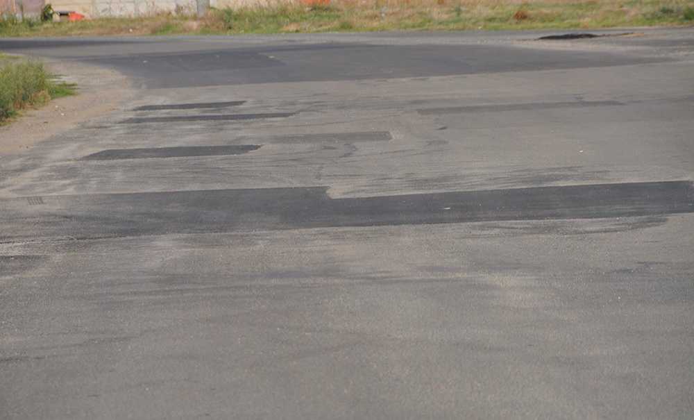 Kumru Caddesi'nde Çukurlar Kapatıldı