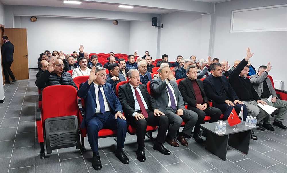 Kurtuluş Ay Yeniden Başkan Seçildi