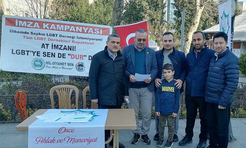 Lgbt Derneklerinin Kapatılması İçin İmza Masası Açıldı