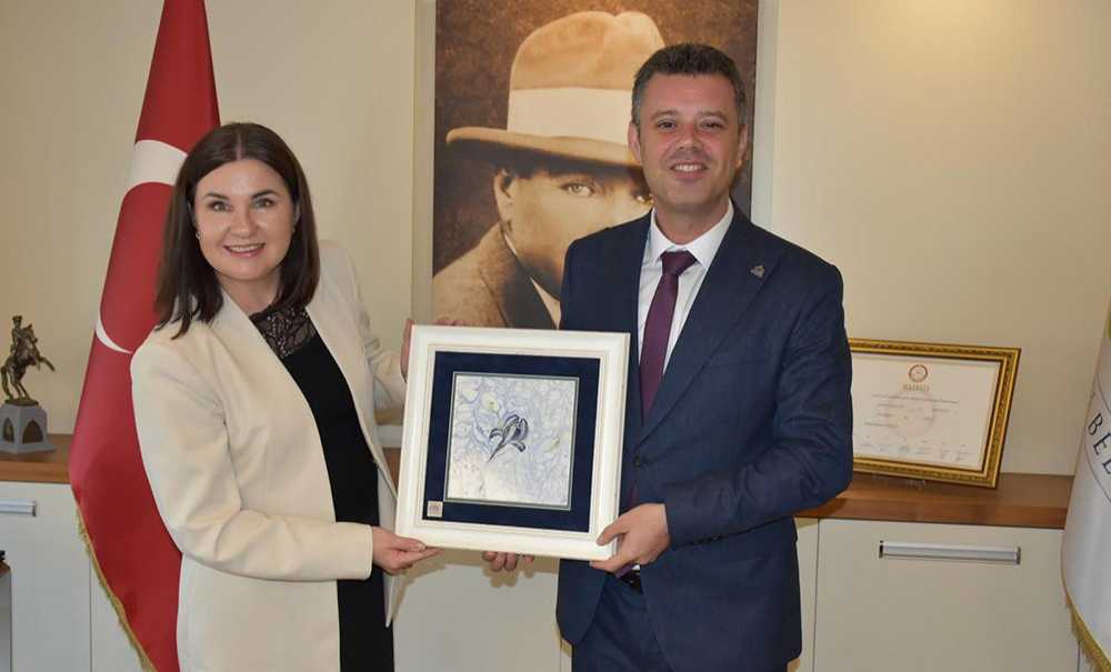 Litvanyalı Konuklardan Başkan Sarıkurt'a Ziyaret