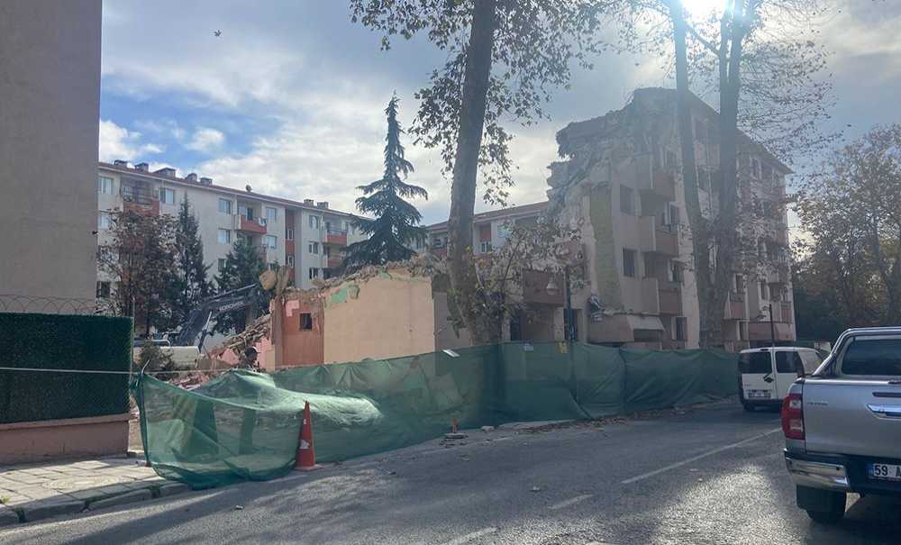 Lojmanların Yıkımı Başladı