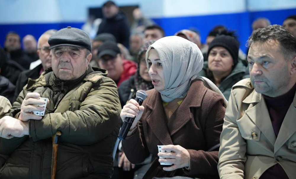 Mahalle Toplantısındaki Kalabalık Dikkat Çekti