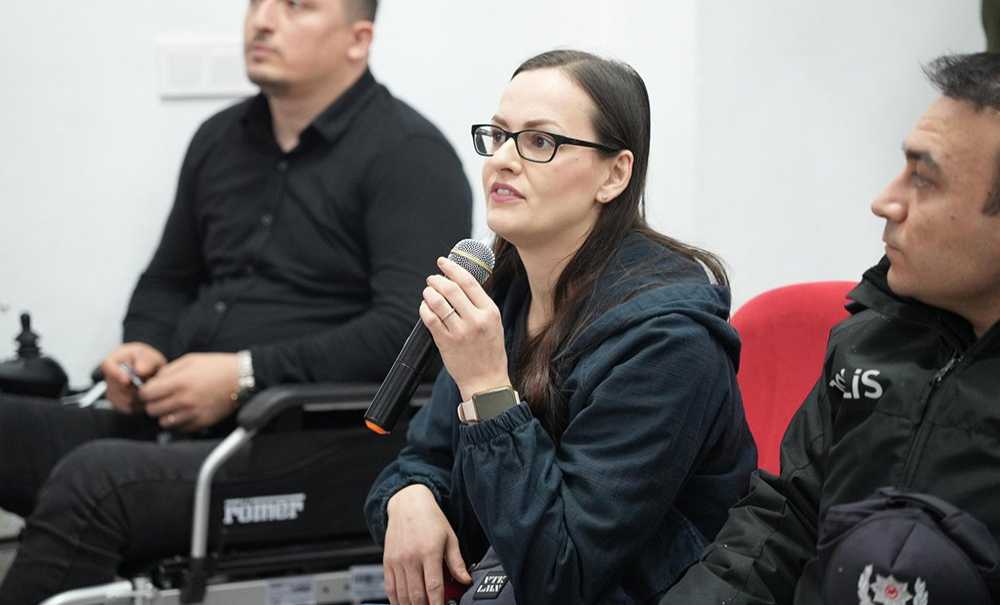 Mahalleli Dertlerini Peş Peşe Sıraladı