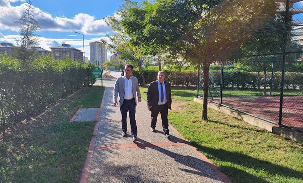 Mahallere Yeni Parklar Yapılıyor