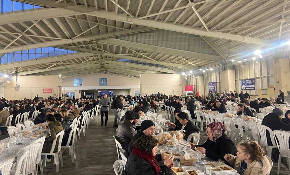 Malkaralılar İftar Programında Bir Araya Geldi