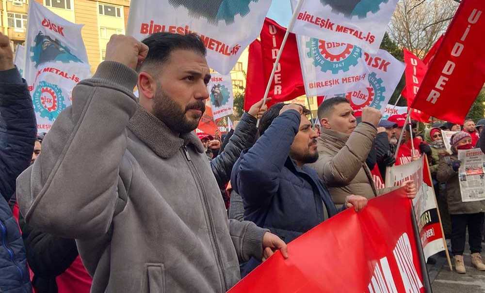 Metal İşçisi Meydanlara Çıktı