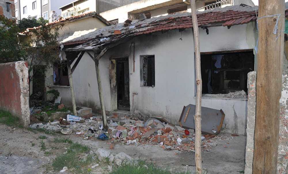 Metruk Binalar Hala Yıkılmadı