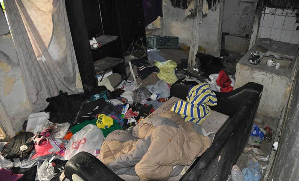 Metruk Binalar Hala Yıkılmadı