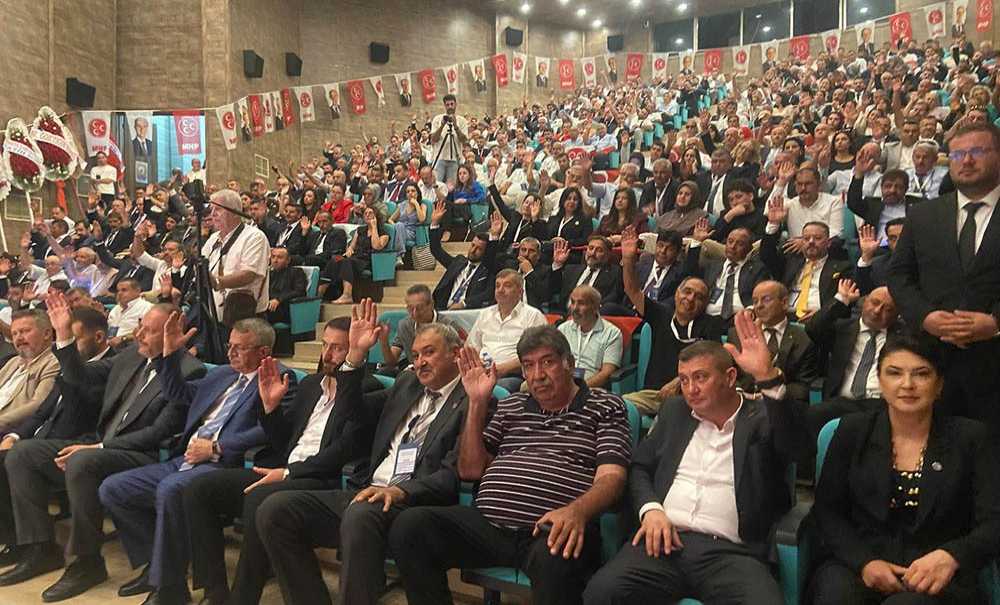 Mhp'de Furkan Bi̇çer Dönemi̇ Başladı