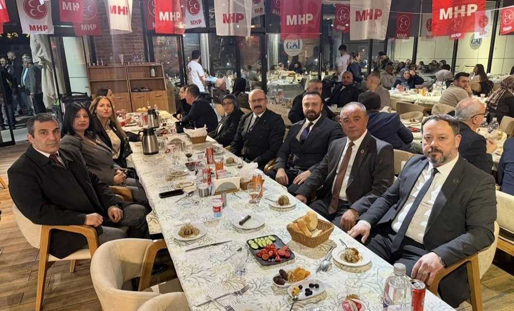 Mhp'den Şehit Aileleri Ve Gazilere İftar