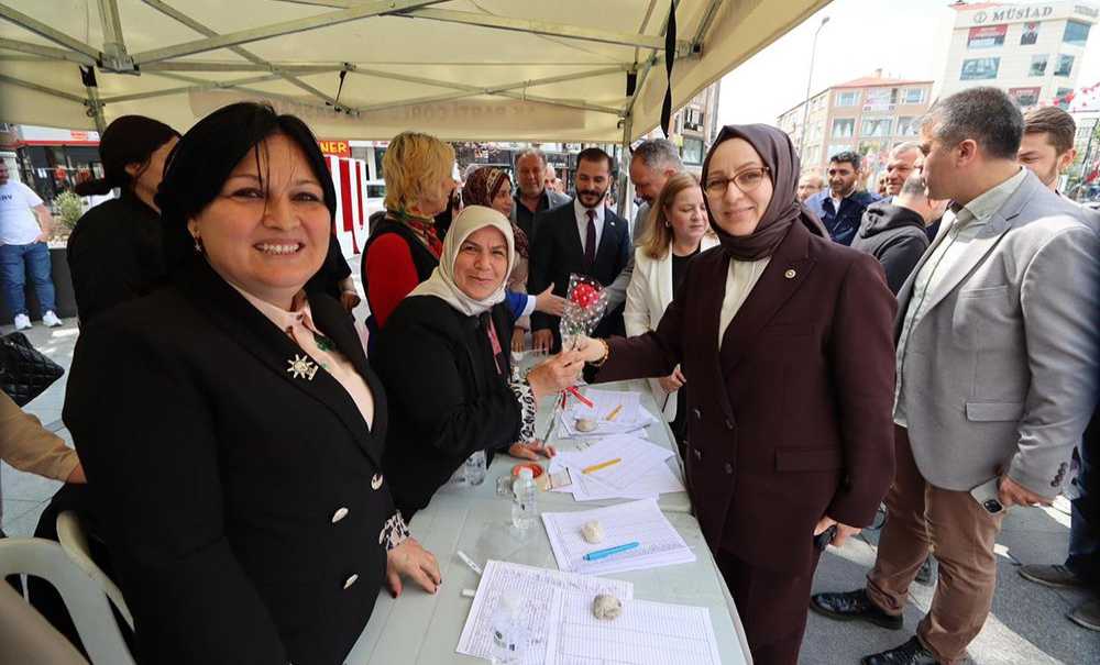 Milletvekilleri De İmza Verdi