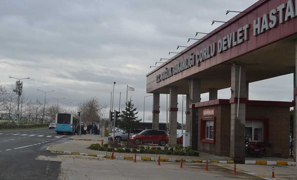 Minibüsler İçin Bekleme Cebi Yapılsın