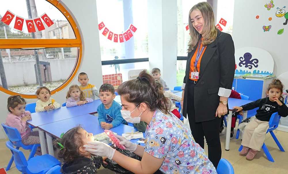 Minik Öğrencilere Ağız Sağlığı Taraması
