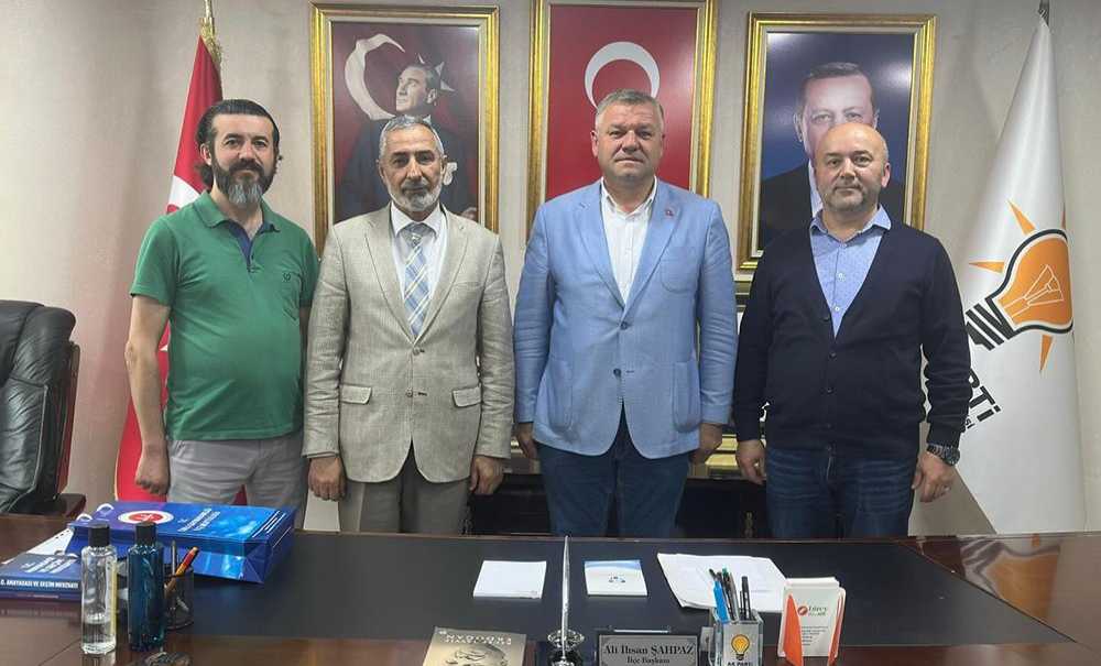 Müftü Bakır Ak Parti'yi Ziyaret Etti
