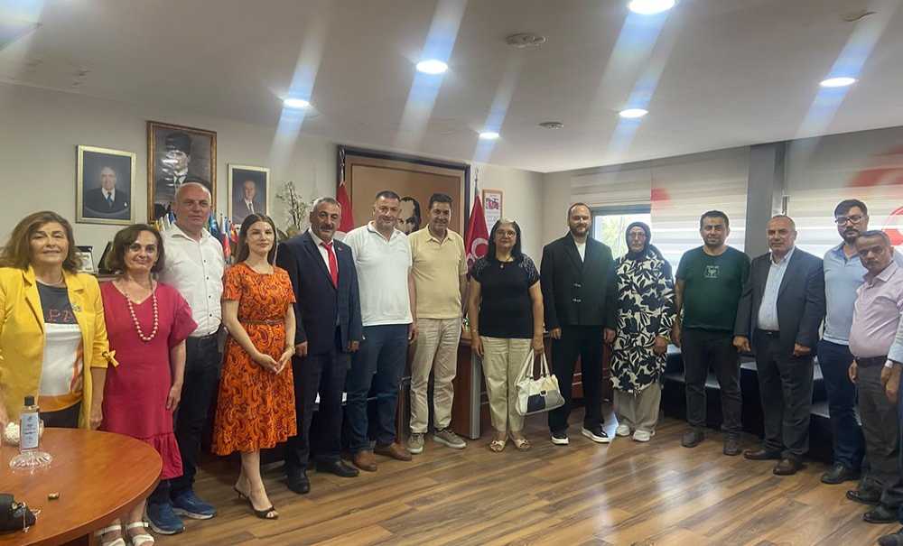 Muhtarlar Derneği'nden Mhp'ye Ziyaret