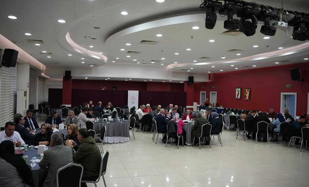 Muhtarlar Yeni Yıl Yemeği Düzenledi