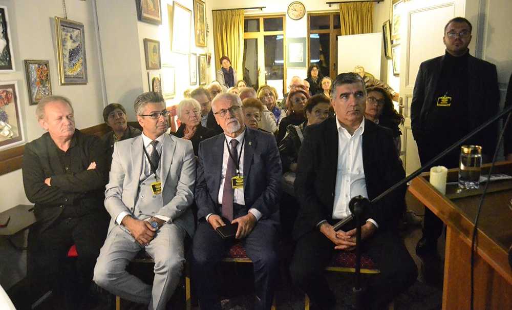 Nebil Özgentürk Çorlu'da Sanatseverlerle Buluştu