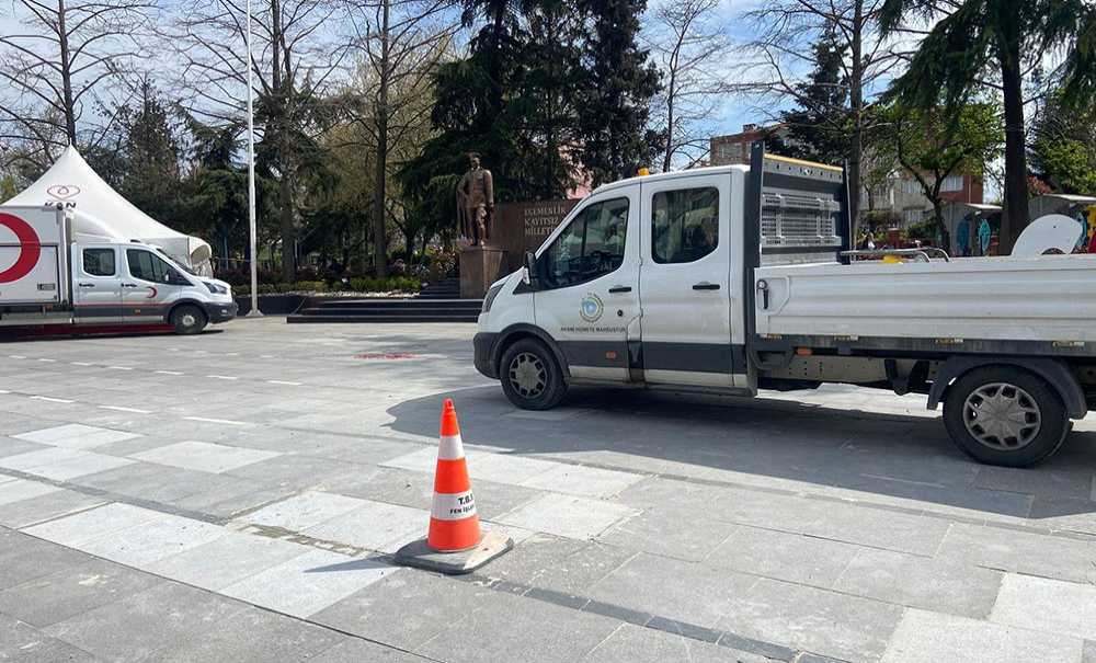 Nihayet Meydandaki Taşlar Değiştirildi