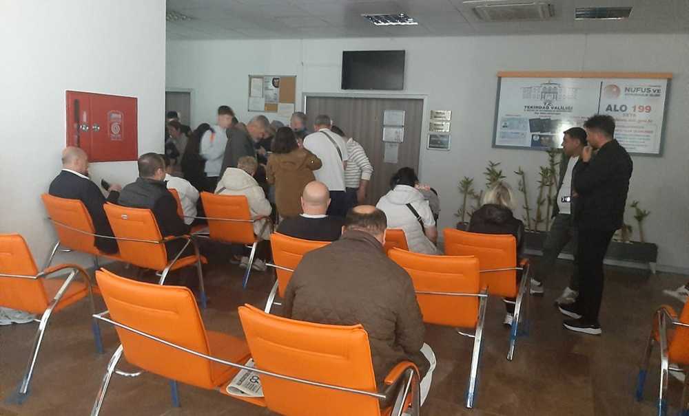 Nüfus Müdürlüğünde Elektrik Kesintisi Yaşandı