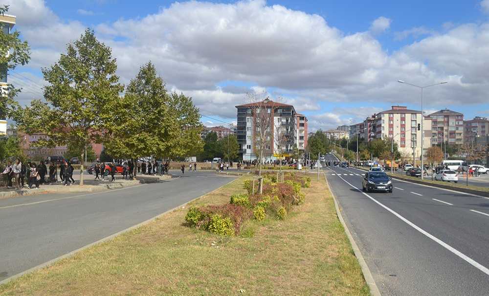 O Bölgeye Üst Geçit Şart!