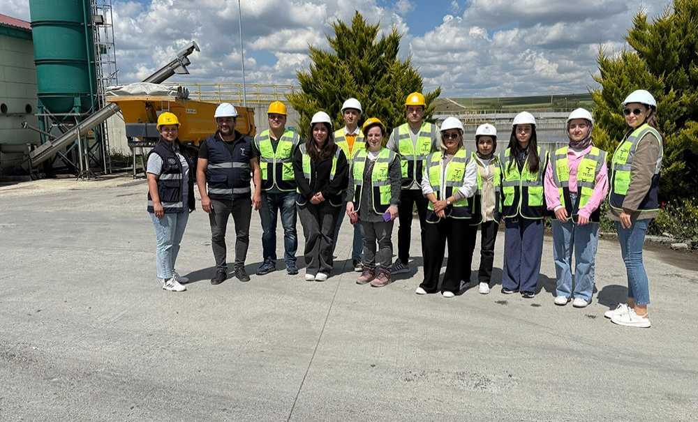 Öğrenciler Teski̇ Arıtma Tesisini İnceledi