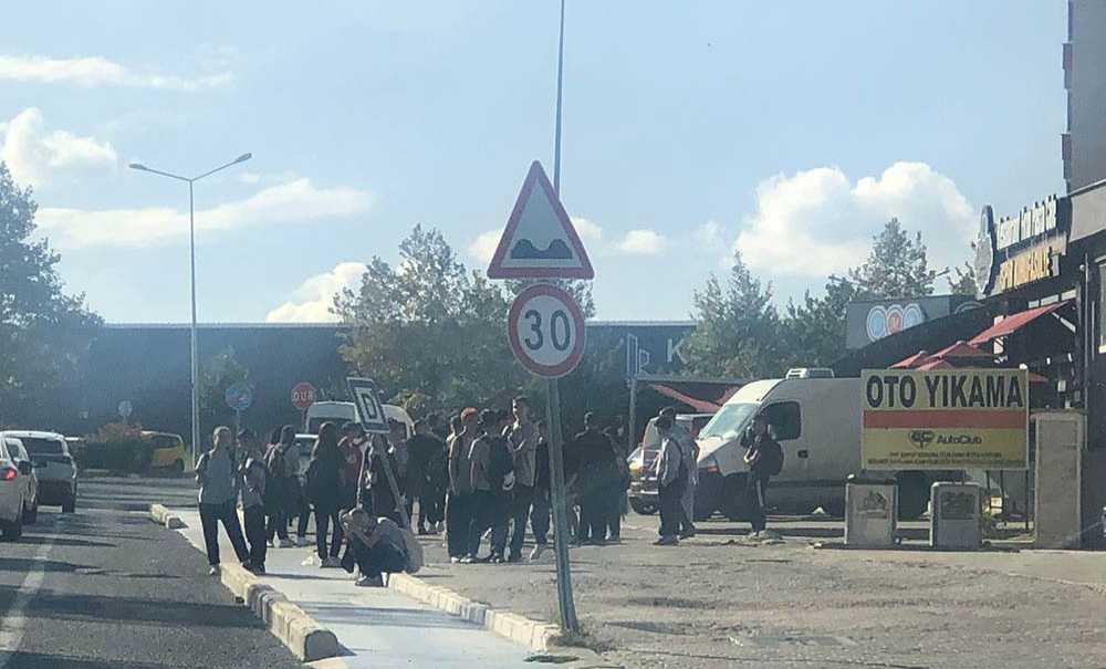 Öğrencilerin Durak Çilesi