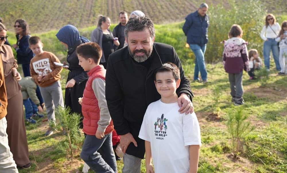 Öğretmenler Ormanı'nda Fidanlar Toprakla Buluştu
