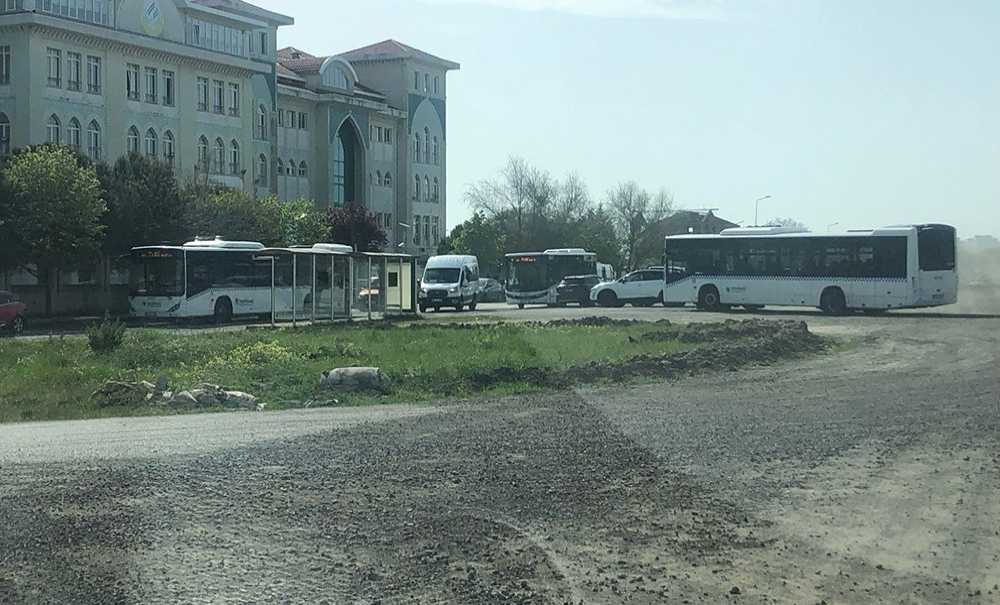 Okul Çıkışına 3 Otobüs Birden