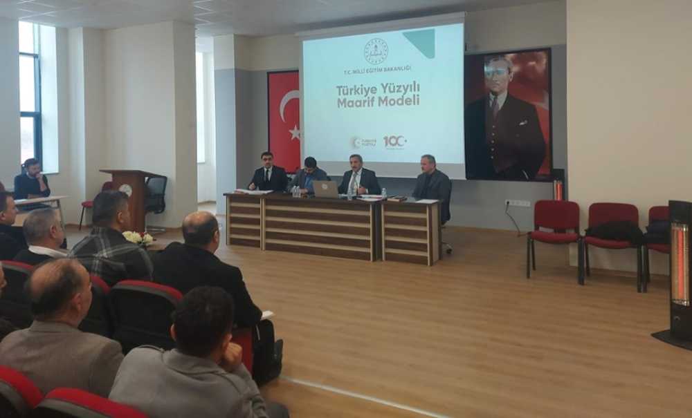 Okul Müdürleri Toplantı Yaptı