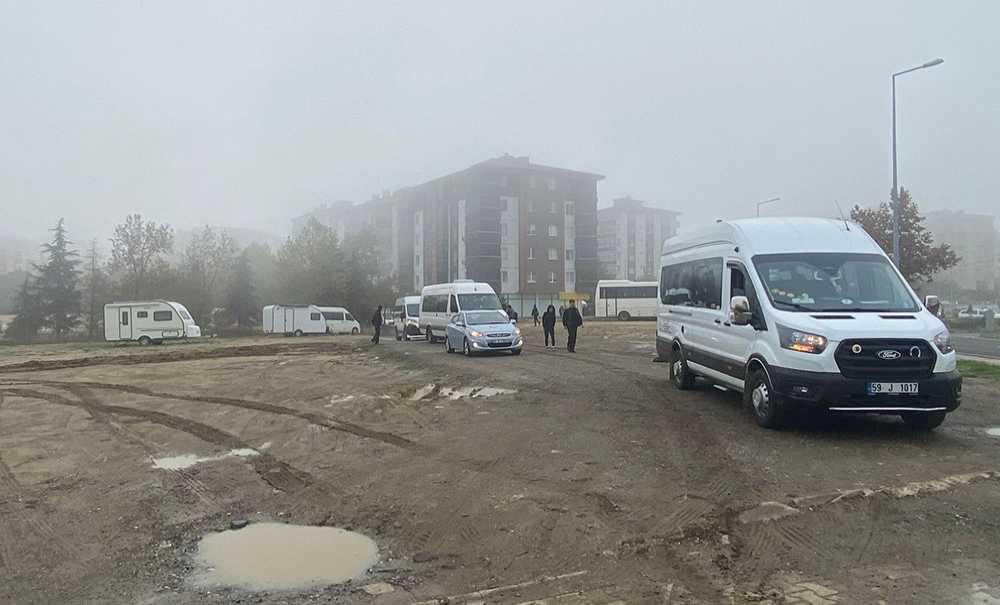 Okul Önünde Yol Yok