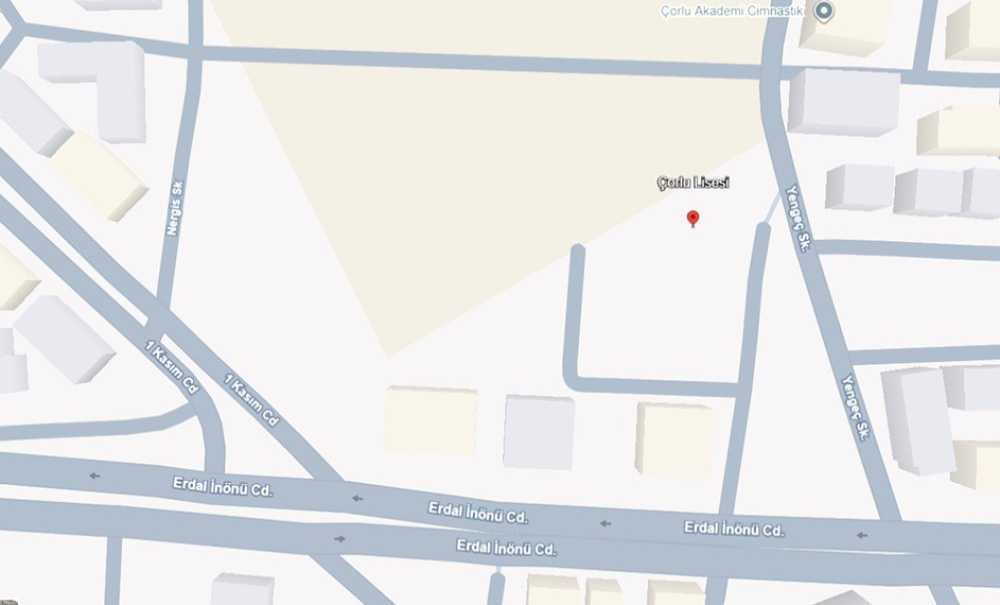 Okul Önünde Yol Yok