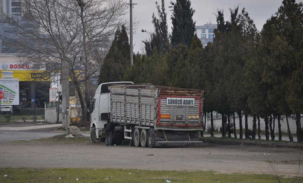 Okullar Bölgesi Mi, Kamyon Garajı Mı?