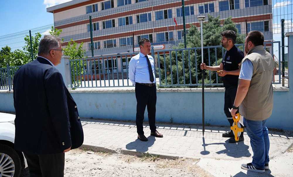 Okullar Bölgesinde Yol Çalışmaları Başlıyor
