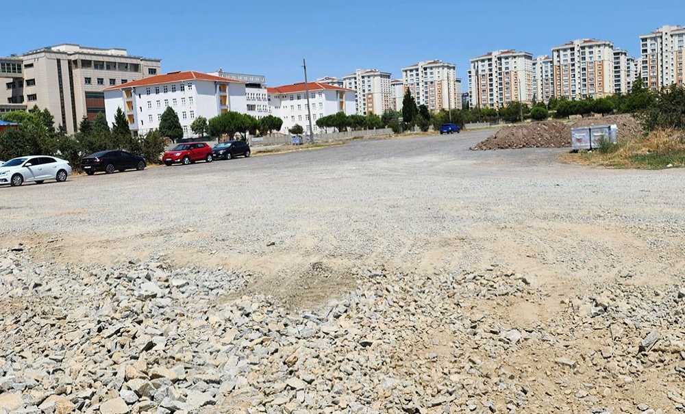 Okullar Bölgesindeki Yol Çalışmaları Sürüyor