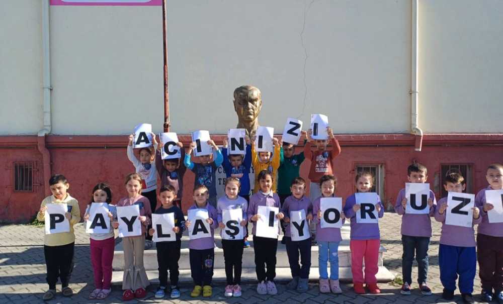 Okullarda Anma Programı Düzenlendi