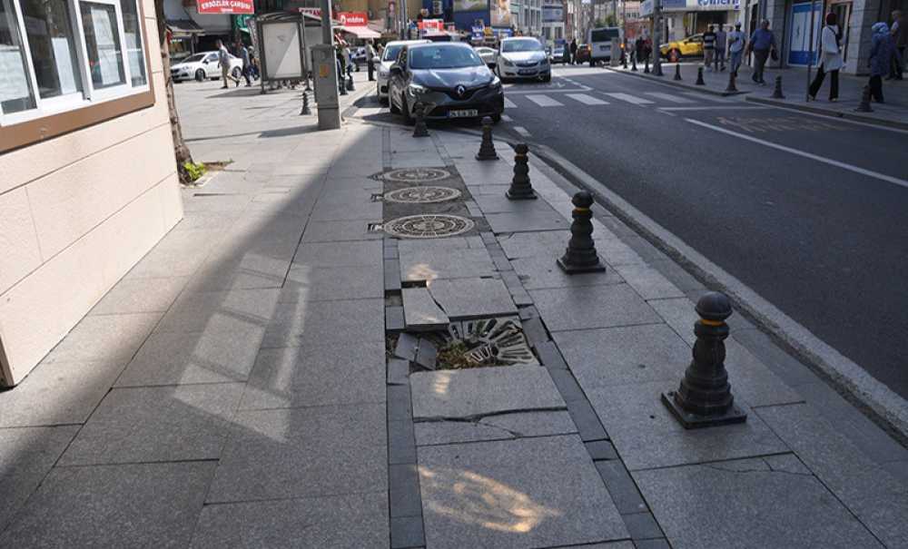 Omurtak Caddesi'ne Yakışmayan Görüntüler